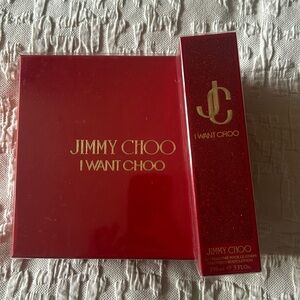 I want Choo Set
2 oz Perfume 
.25 Perfume
5 oz Lotion